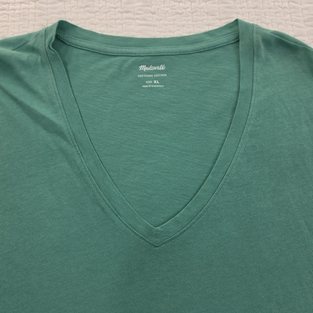 Madewell T-Shirt Womens XL Green V-Neck Pocket Tee Short Sleeve Softfade NEW NWT - Picture 5 of 15